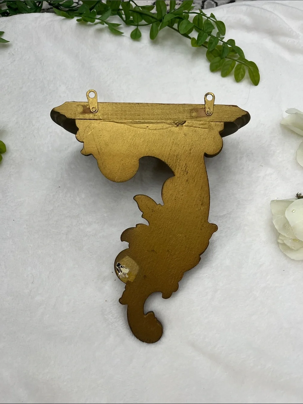 Vintage Ornate Gold Wall Floating Shelf